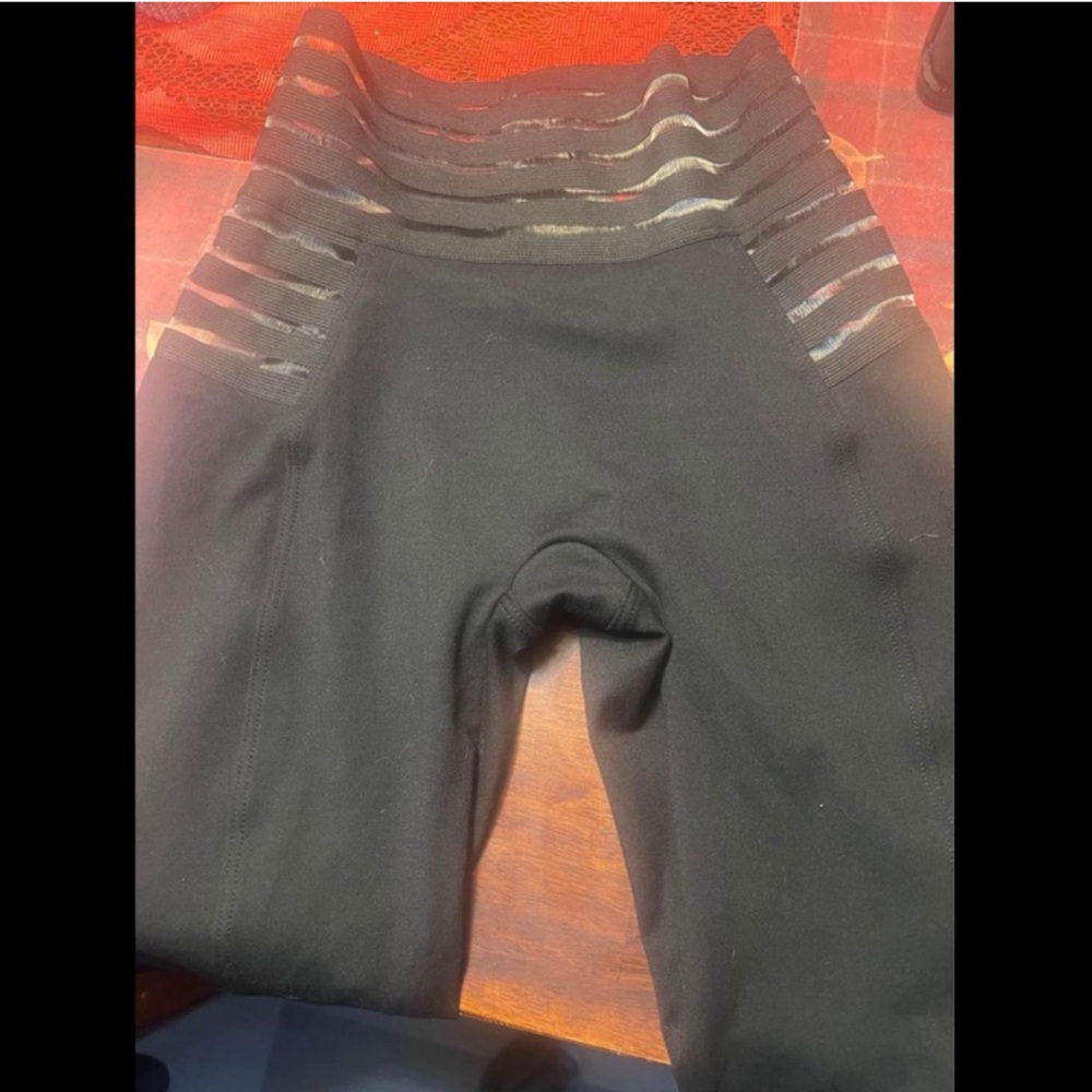 Bombshell sports Good condition